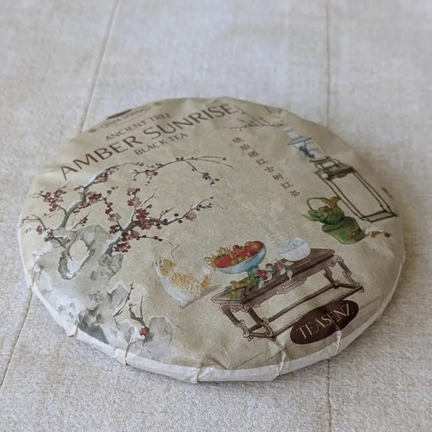 2024 Amber Sunrise Sun-Dried Black Tea Cake 200g