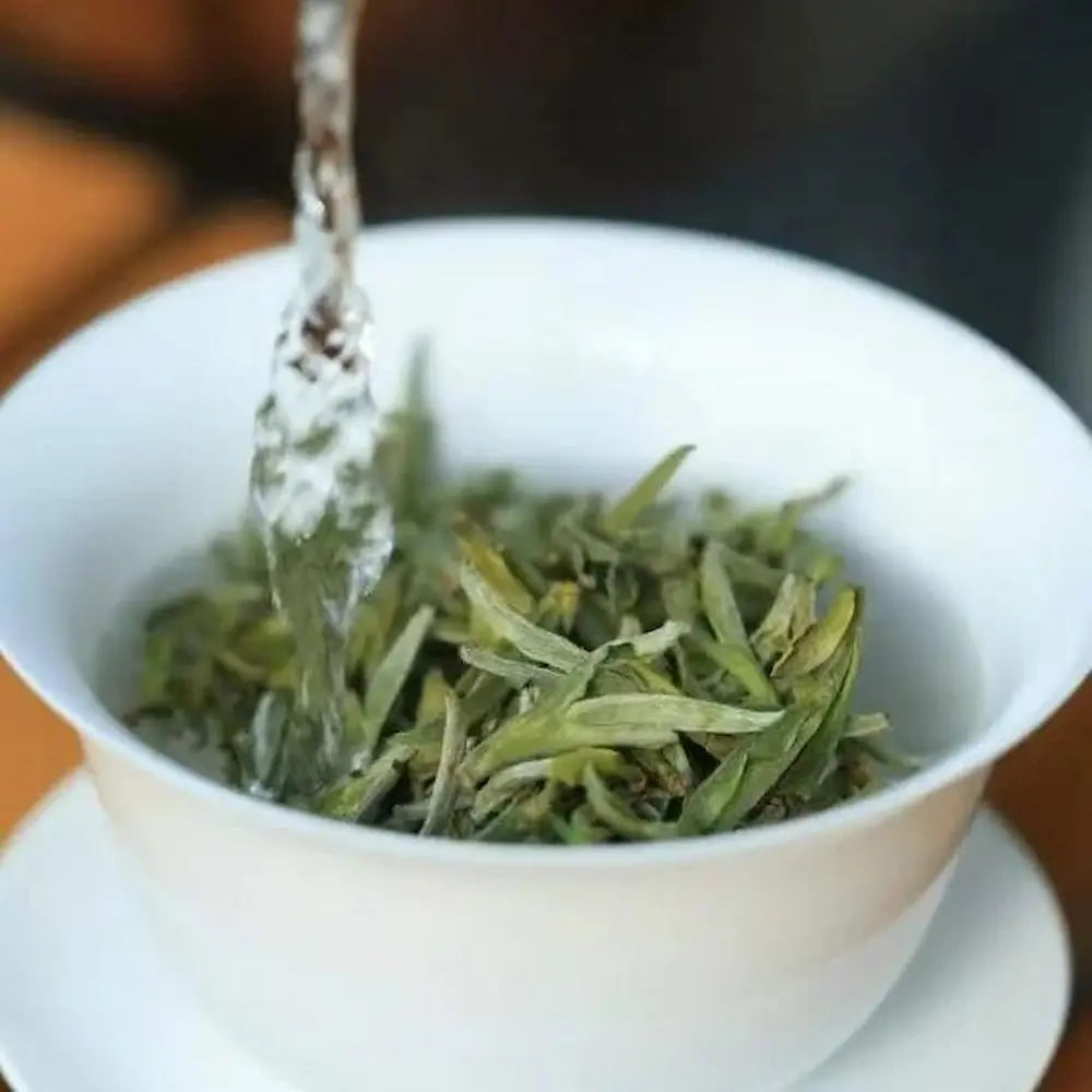 Mingqian Huangshan Maofeng (Yellow Mountain Green Tea)