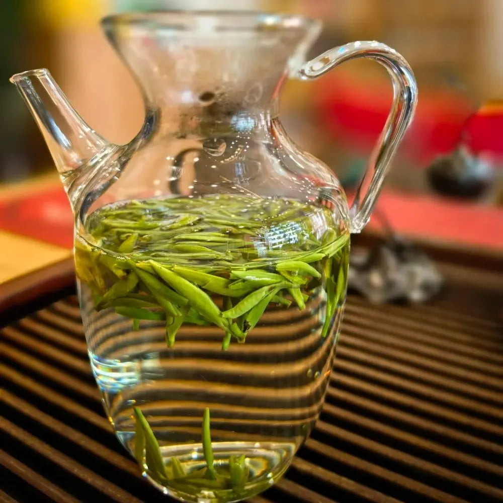First Flush Longjing Tea (Ming Qian)