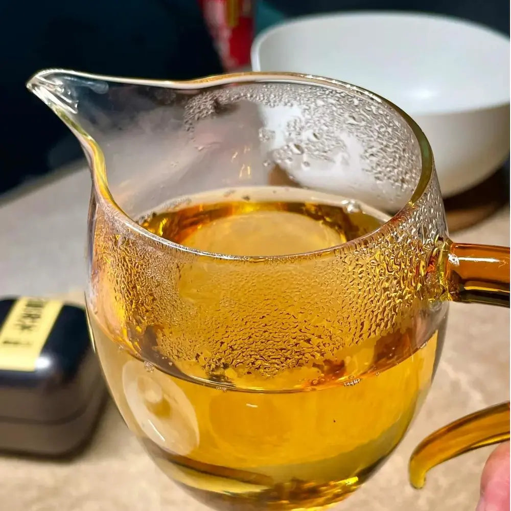 2010 Fuding Shou Mei White Tea Cake