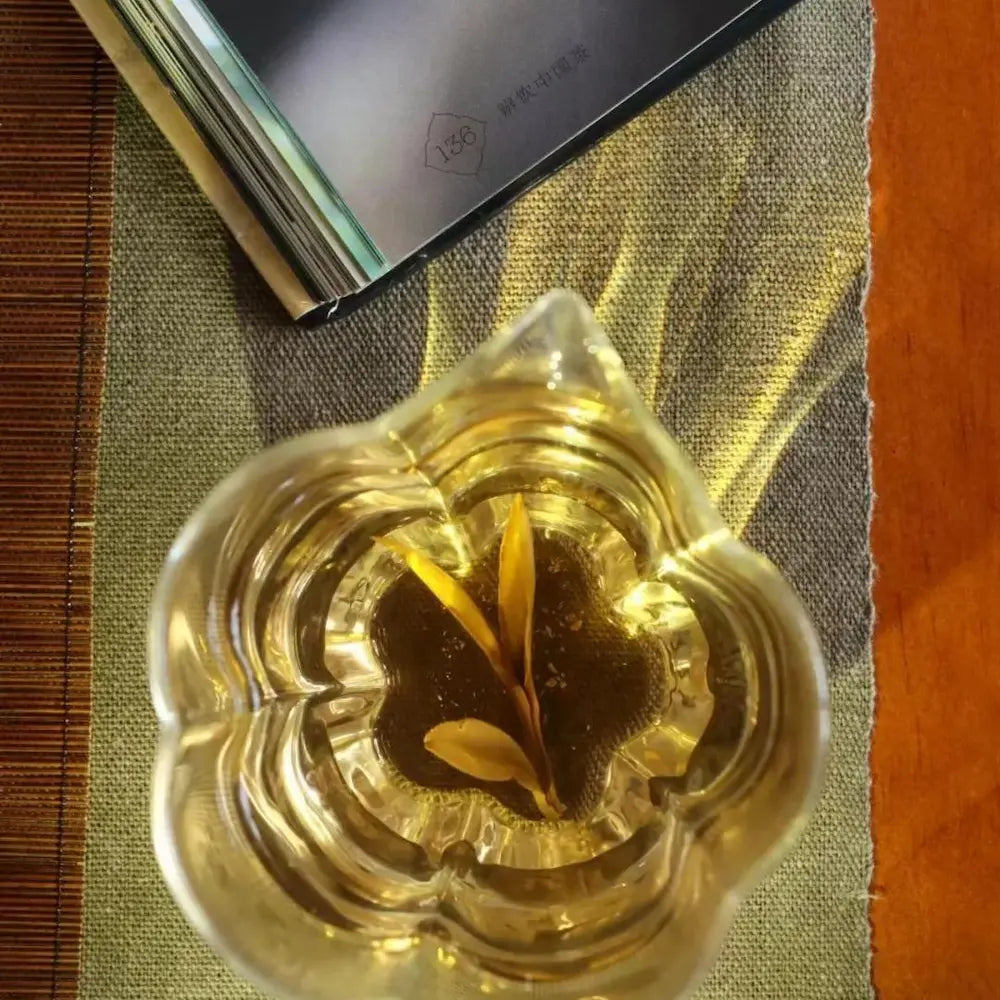 White Peony (Bai Mu Dan) White Tea