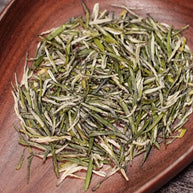 Nanjing Yu Hua Cha (Rain Flower) Green Tea