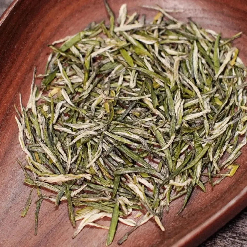 Nanjing Yu Hua Cha (Rain Flower) Green Tea